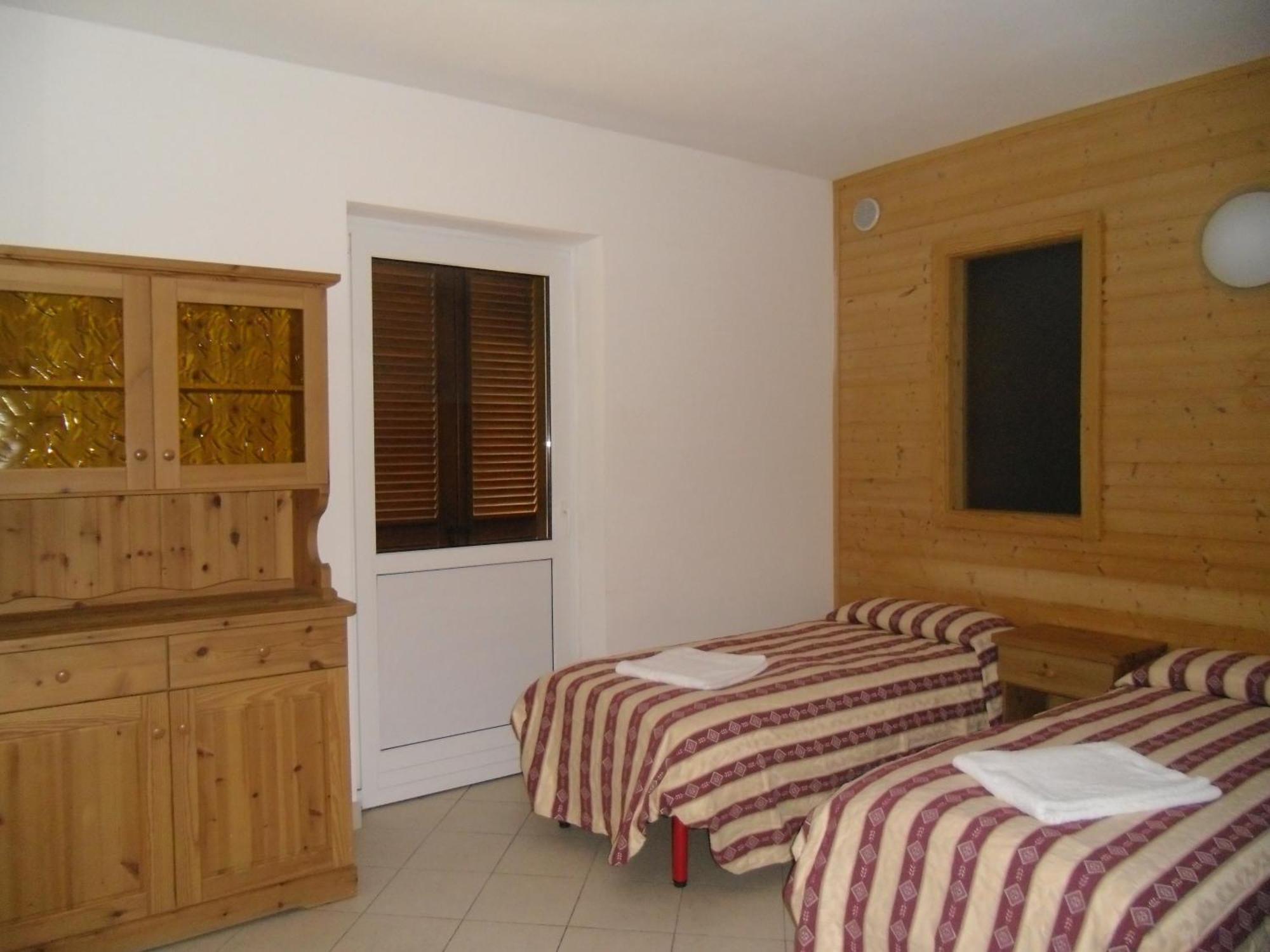 Hotel Residence Bellavista Brentonico Quarto foto